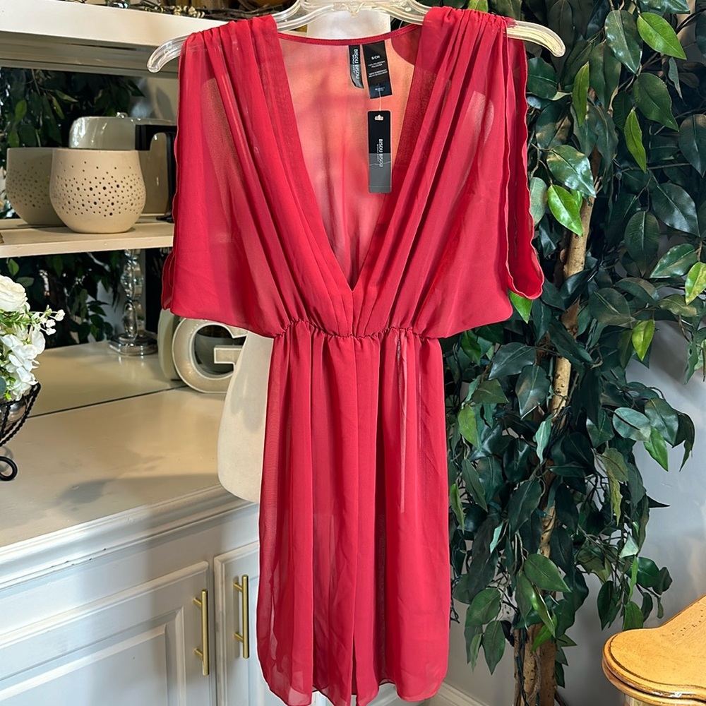 🆕NWT Bisou Bisou Red Sheer Batwing V-Neck Tunic Top, S